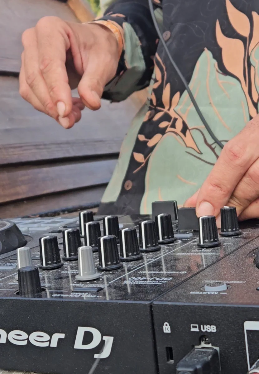 desgoBernardo at the DJ mixer